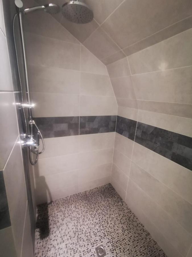 Au Numero 6 Le Fun Châteauroux エクステリア 写真